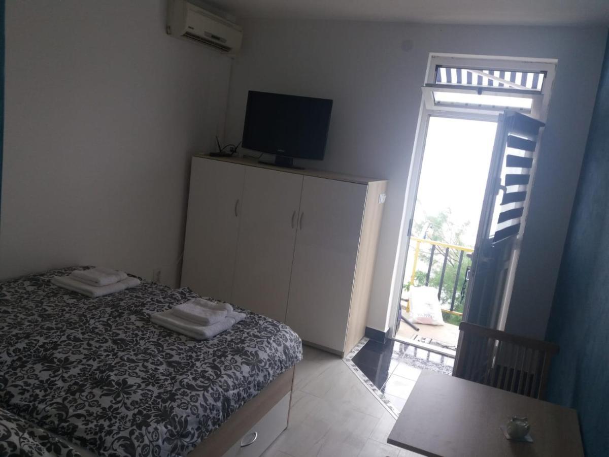 Studio Ruzica -Stobrec, Near Split Apartment Ngoại thất bức ảnh